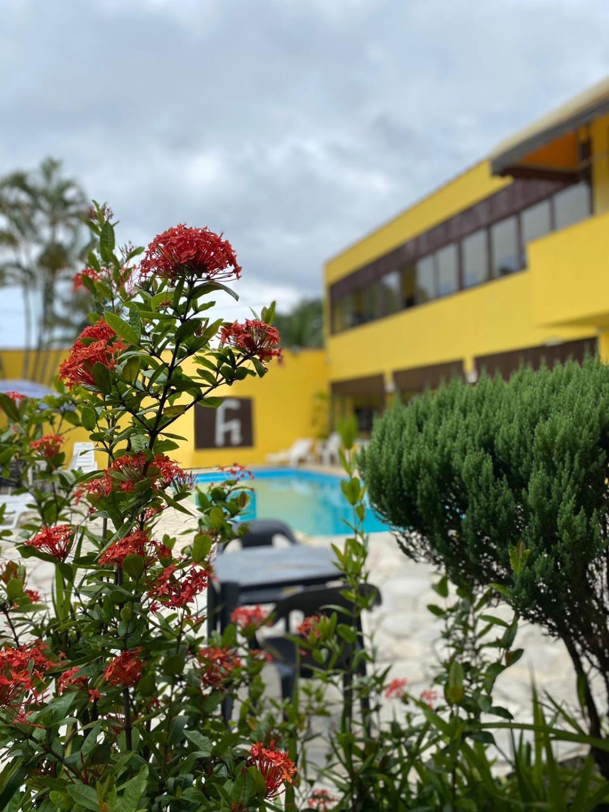 Pousada E Restaurante Frente Mar H グァルジャー エクステリア 写真